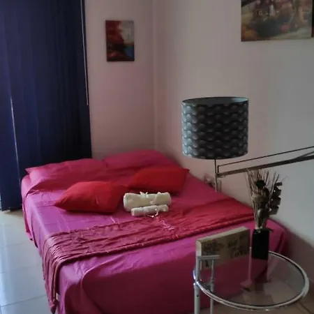 Penelopi Court, 205: Beautiful, Quiet, Relaxing In Downtown Διαμέρισμα Λάρνακα
